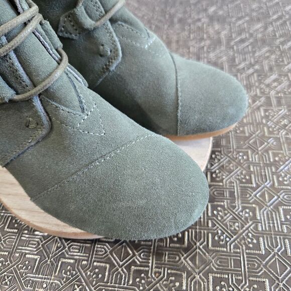 🐢 Toms Kala Green Suede Wedge. Size 6 - Picture 3 of 16